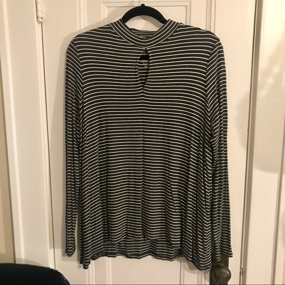 AEO Keyhole long-sleeved striped knit